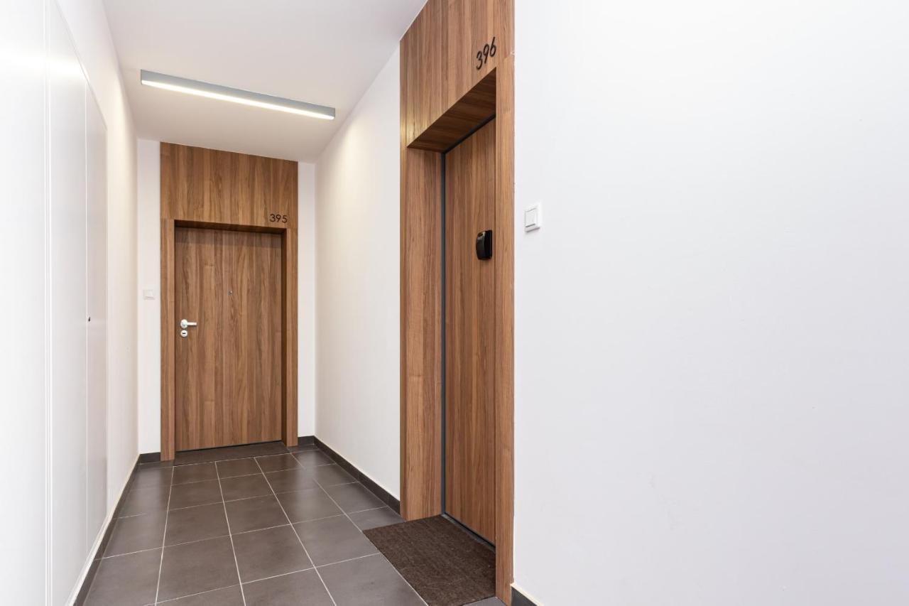 Apartments Varsovia Kasprzaka By Noclegi Renters Eksteriør billede